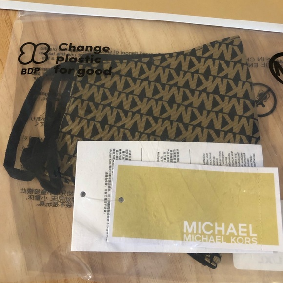 Nwt MK black & Camel l/XL face mask with gift bag - Picture 4 of 4